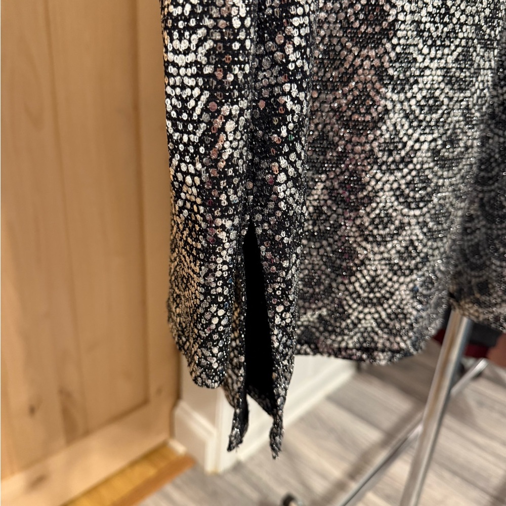 Michael Kors Black and White Patterned Blouse - Picture 3 of 5